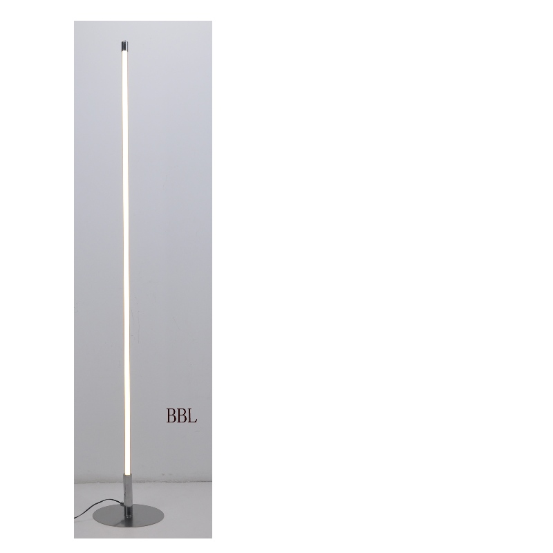 Lampada da terra a LED con interruttore on / off sulla parte superiore della lampada